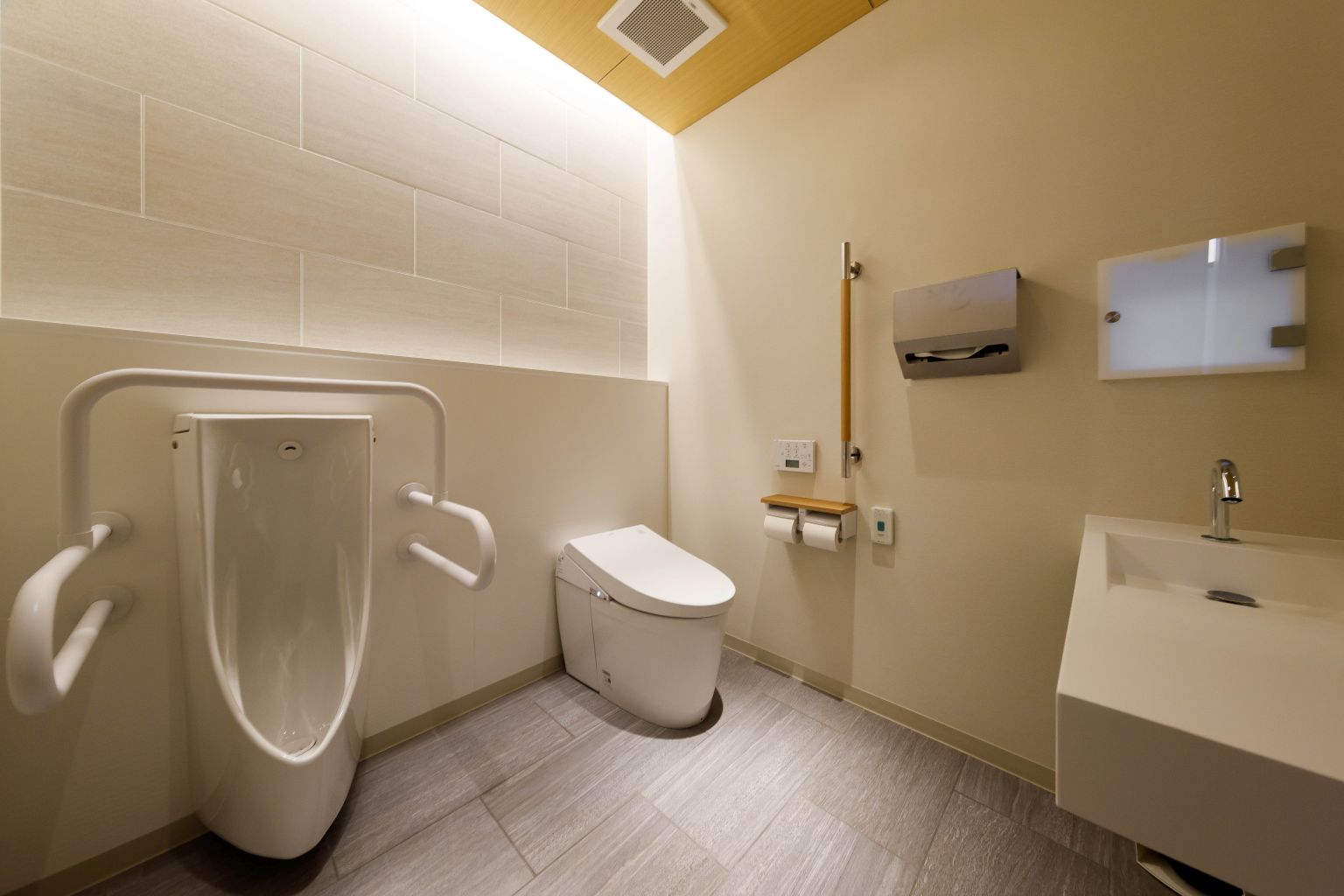 機能性と意匠性を両立した「ＷＣ」